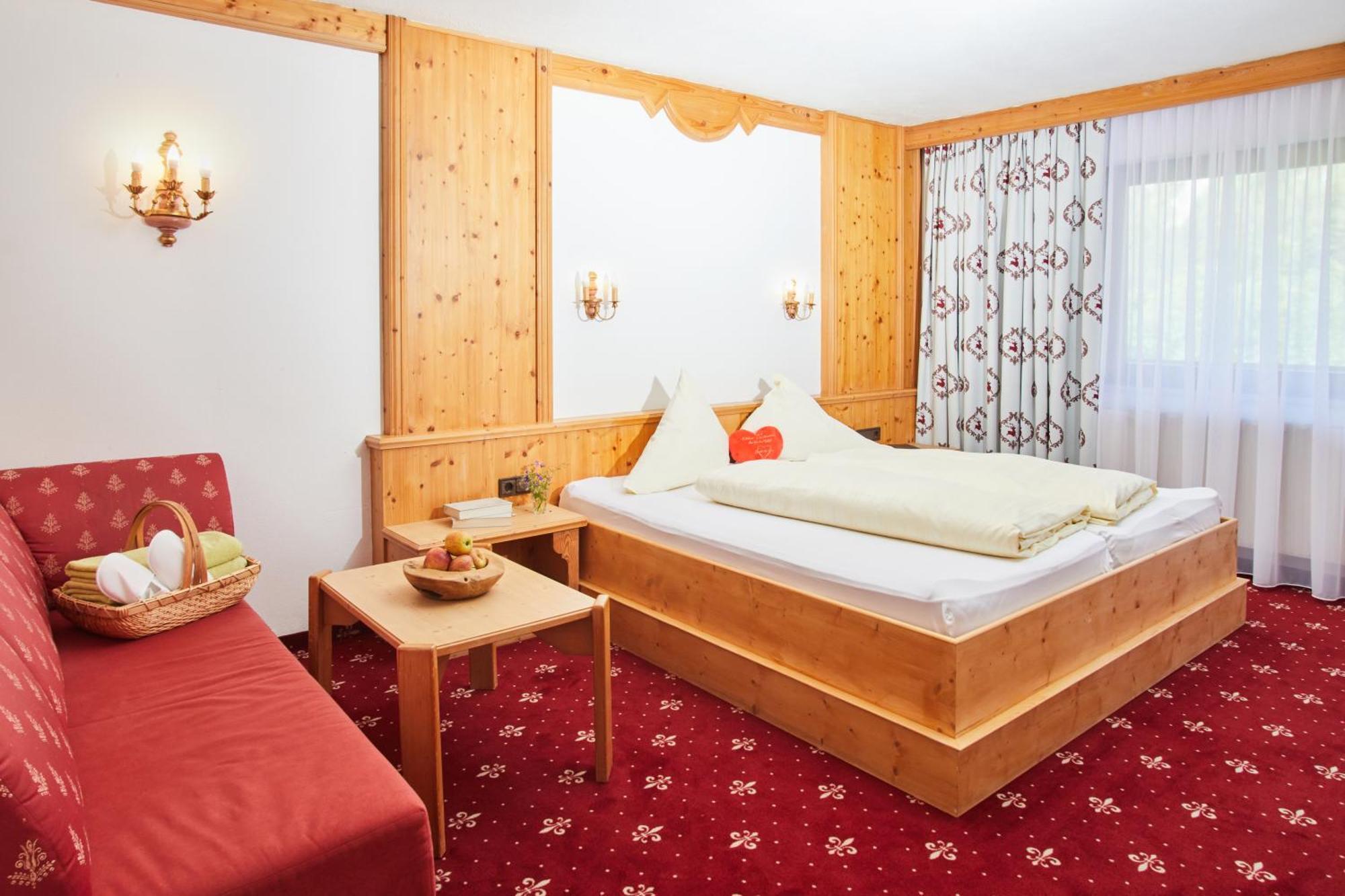 Hotel Hubertushof - Ihr Hotel Mit Herz Leutasch Værelse billede